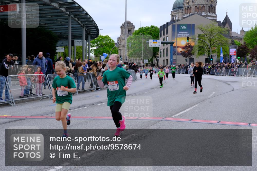 25.04.2026 - Das Zehntel Tim E. http://msf.ph/oto/9578674 25.04.2026 11:05:21 Ziel 6195, 6197, 6739, 6765, 6934, 7217, 7281, 7774, 7777, 18087 meine-sportfotos.de
