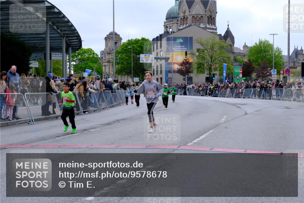 25.04.2026 - Das Zehntel Tim E. http://msf.ph/oto/9578678 25.04.2026 11:05:25 Ziel 5890, 6197, 6934, 7217, 7281, 7774, 7777, 18087 meine-sportfotos.de