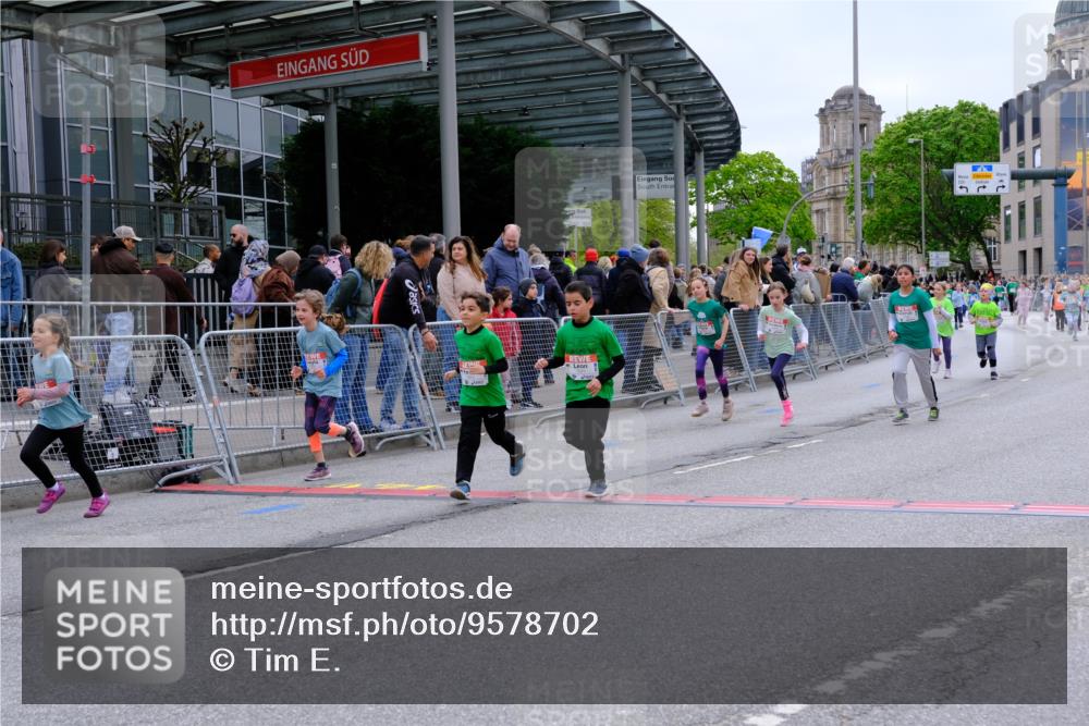 25.04.2026 - Das Zehntel Tim E. http://msf.ph/oto/9578702 25.04.2026 11:05:35 Ziel 5191, 5843, 5845, 5890, 6985, 7068, 7083, 7454, 7460, 7892, 7894, 7902 meine-sportfotos.de