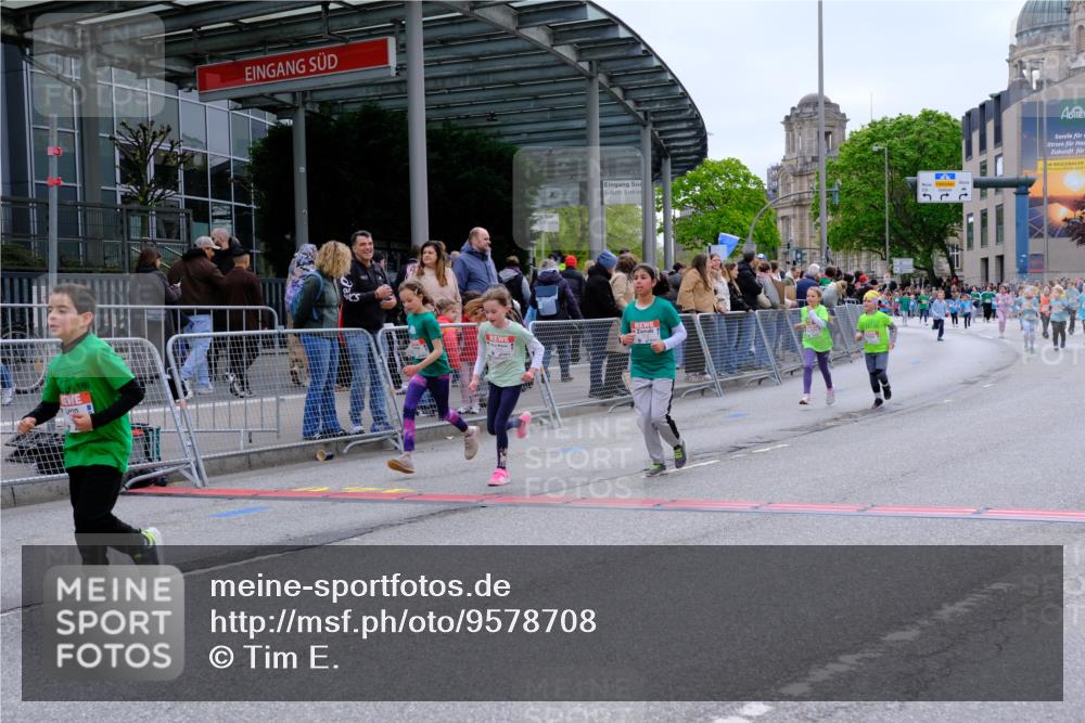 25.04.2026 - Das Zehntel Tim E. http://msf.ph/oto/9578708 25.04.2026 11:05:36 Ziel 5191, 5843, 5845, 5890, 6985, 7068, 7083, 7454, 7460, 7892, 7894, 7902 meine-sportfotos.de