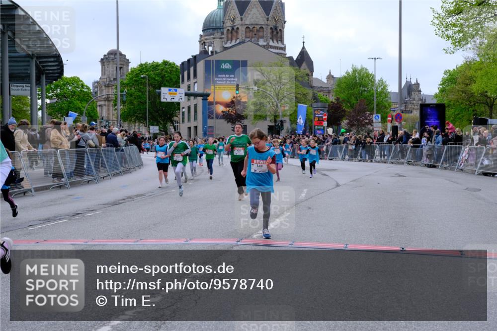 25.04.2026 - Das Zehntel Tim E. http://msf.ph/oto/9578740 25.04.2026 11:05:48 Ziel 5618, 5622, 5637, 5640, 5642, 5893, 5919, 6002, 6621, 6626, 6769, 6775, 7189, 7415, 7418, 7580, 7614, 7816, 7871 meine-sportfotos.de