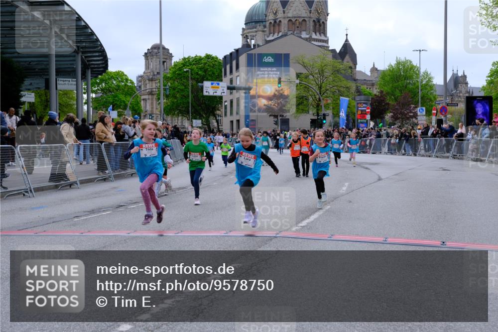 25.04.2026 - Das Zehntel Tim E. http://msf.ph/oto/9578750 25.04.2026 11:05:51 Ziel 5607, 5618, 5620, 5622, 5637, 5640, 5642, 5766, 5893, 5919, 6002, 6469, 6621, 6626, 6769, 6775, 6796, 6807, 7189, 7353, 7354, 7415, 7418, 7580, 7614, 7816, 7871 meine-sportfotos.de