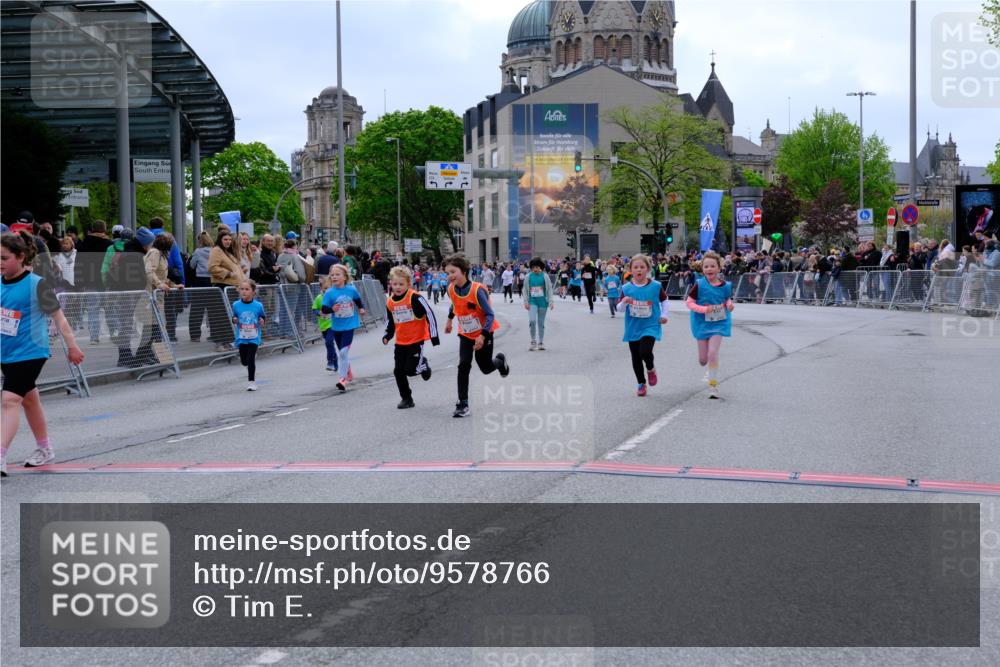 25.04.2026 - Das Zehntel Tim E. http://msf.ph/oto/9578766 25.04.2026 11:05:55 Ziel 5010, 5210, 5607, 5618, 5620, 5622, 5642, 5766, 5877, 5893, 5919, 6469, 6796, 6807, 7189, 7353, 7354, 7816, 7871 meine-sportfotos.de