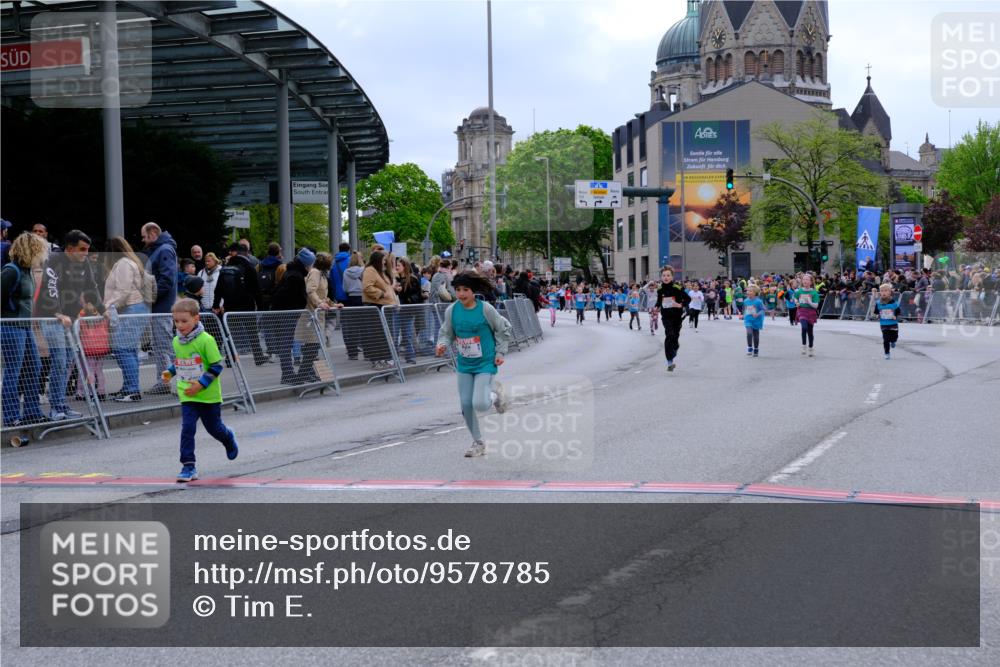 25.04.2026 - Das Zehntel Tim E. http://msf.ph/oto/9578785 25.04.2026 11:05:59 Ziel 5010, 5210, 5607, 5620, 5623, 5639, 5766, 5877, 6445, 6469, 6796, 6807, 7189, 7353, 7354, 7816 meine-sportfotos.de