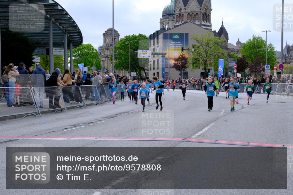 25.04.2026 - Das Zehntel Tim E. http://msf.ph/oto/9578808 25.04.2026 11:06:09 Ziel 5174, 5177, 5611, 5623, 5631, 5639, 5656, 6273, 6445, 6776, 6835, 6841, 6863, 7765, 7786, 7793 meine-sportfotos.de