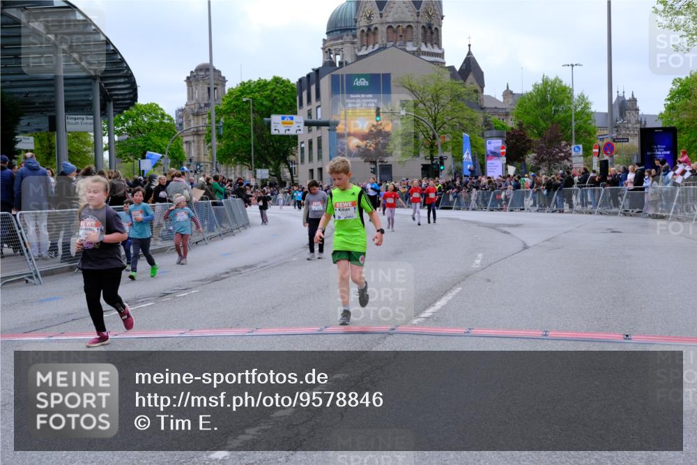 25.04.2026 - Das Zehntel Tim E. http://msf.ph/oto/9578846 25.04.2026 11:06:17 Ziel 5611, 5631, 5654, 5656, 5687, 6193, 6202, 6273, 6276, 6776, 6835, 6841, 6863, 7447, 7486, 7490, 7569, 7765, 7786, 7793 meine-sportfotos.de