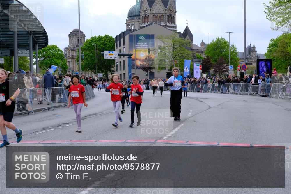 25.04.2026 - Das Zehntel Tim E. http://msf.ph/oto/9578877 25.04.2026 11:06:24 Ziel 5464, 5506, 6162, 6172, 6173, 6193, 6830, 6990, 7447, 7486, 7490, 7569, 7743 meine-sportfotos.de