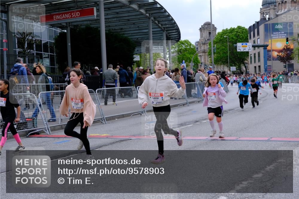 25.04.2026 - Das Zehntel Tim E. http://msf.ph/oto/9578903 25.04.2026 11:06:33 Ziel 5461, 5464, 6239, 6252, 6277, 6288, 6292, 6830, 6925, 6962, 6990, 7002, 8001 meine-sportfotos.de