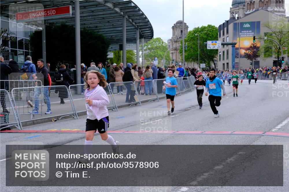 25.04.2026 - Das Zehntel Tim E. http://msf.ph/oto/9578906 25.04.2026 11:06:34 Ziel 5461, 5464, 6239, 6252, 6277, 6288, 6292, 6830, 6925, 6962, 6990, 7002, 8001 meine-sportfotos.de