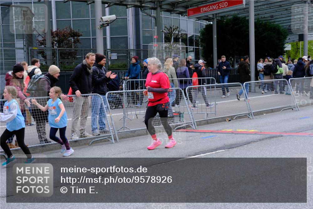 25.04.2026 - Das Zehntel Tim E. http://msf.ph/oto/9578926 25.04.2026 11:06:54 Ziel 5598, 5602, 5606, 5651, 6160, 6163, 6174, 6658, 7263, 7264, 7457, 7484, 7511, 7519, 7523, 7556, 7563, 7571, 7572, 7648, 7650, 7651, 7737, 7764, 7770, 7788 meine-sportfotos.de