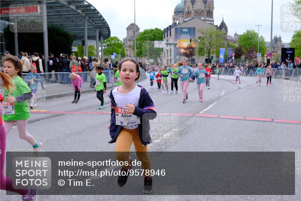 25.04.2026 - Das Zehntel Tim E. http://msf.ph/oto/9578946 25.04.2026 11:07:01 Ziel 5125, 5144, 5598, 5606, 5651, 6115, 6160, 6163, 6174, 6185, 6310, 7263, 7264, 7270, 7272, 7277, 7285, 7431, 7438, 7491, 7507, 7511, 7519, 7523, 7556, 7606, 7764, 7990 meine-sportfotos.de