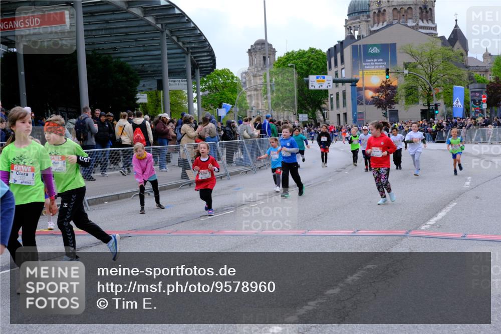 25.04.2026 - Das Zehntel Tim E. http://msf.ph/oto/9578960 25.04.2026 11:07:04 Ziel 5027, 5060, 5061, 5064, 5125, 5144, 5881, 5939, 6115, 6160, 6163, 6174, 6185, 6310, 6777, 7263, 7264, 7270, 7272, 7277, 7285, 7431, 7438, 7491, 7507, 7519, 7523, 7606, 7990 meine-sportfotos.de