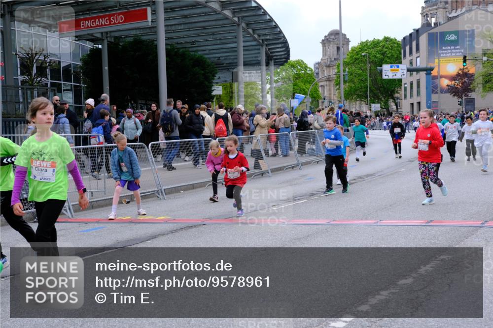 25.04.2026 - Das Zehntel Tim E. http://msf.ph/oto/9578961 25.04.2026 11:07:05 Ziel 5027, 5060, 5061, 5064, 5125, 5144, 5881, 5887, 5939, 6115, 6185, 6310, 6777, 7263, 7264, 7270, 7272, 7277, 7285, 7431, 7438, 7491, 7507, 7519, 7606, 7990 meine-sportfotos.de