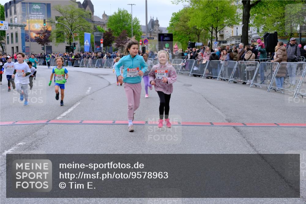 25.04.2026 - Das Zehntel Tim E. http://msf.ph/oto/9578963 25.04.2026 11:07:06 Ziel 5027, 5060, 5061, 5064, 5125, 5144, 5881, 5887, 5939, 6115, 6185, 6310, 6777, 7270, 7272, 7277, 7285, 7431, 7438, 7480, 7491, 7507, 7519, 7606, 7990 meine-sportfotos.de