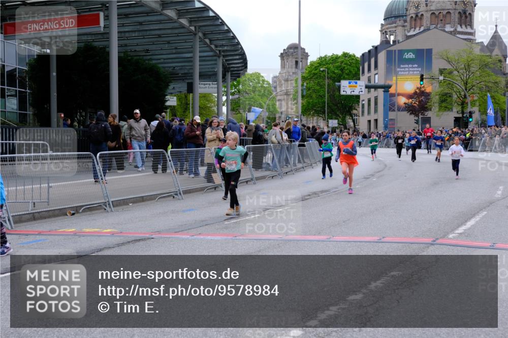 25.04.2026 - Das Zehntel Tim E. http://msf.ph/oto/9578984 25.04.2026 11:07:16 Ziel 5027, 5060, 5061, 5064, 5887, 5939, 5964, 6443, 6559, 6819, 7365, 7480, 7852 meine-sportfotos.de