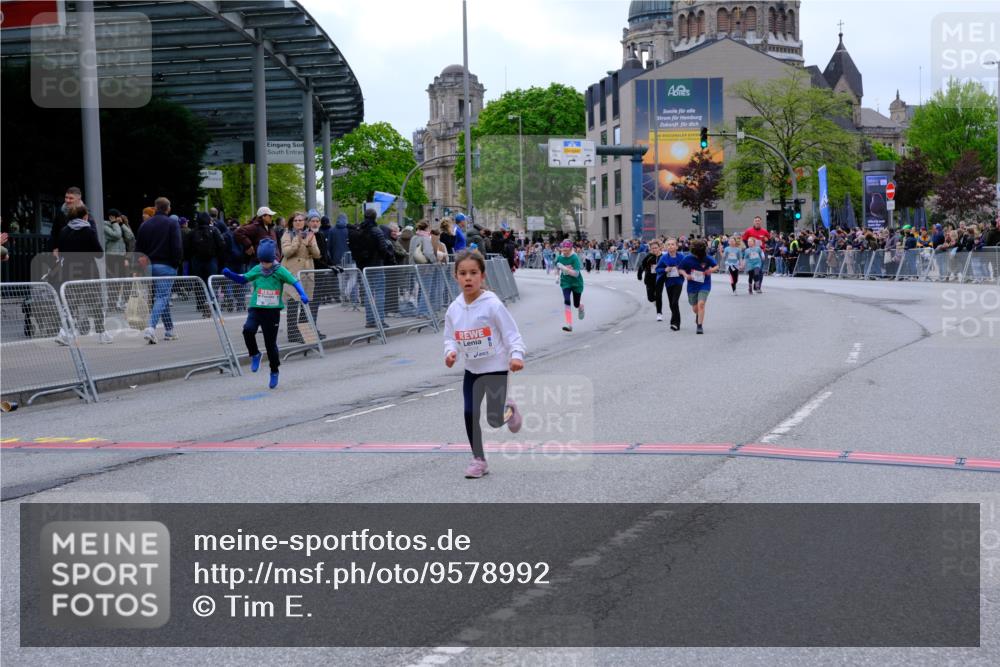 25.04.2026 - Das Zehntel Tim E. http://msf.ph/oto/9578992 25.04.2026 11:07:20 Ziel 5397, 5400, 5964, 6443, 6559, 6819, 7365, 7852, 7985, 8055 meine-sportfotos.de