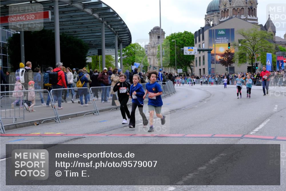 25.04.2026 - Das Zehntel Tim E. http://msf.ph/oto/9579007 25.04.2026 11:07:24 Ziel 5397, 5400, 6443, 6559, 7365, 7463, 7477, 7852, 7985, 8055 meine-sportfotos.de