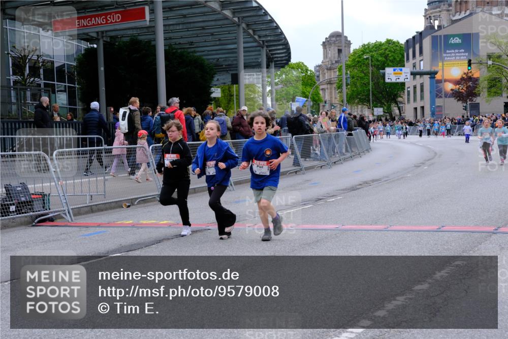 25.04.2026 - Das Zehntel Tim E. http://msf.ph/oto/9579008 25.04.2026 11:07:25 Ziel 5397, 5400, 6443, 6559, 7463, 7477, 7985, 8055 meine-sportfotos.de