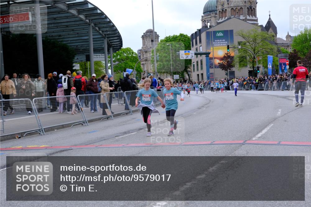 25.04.2026 - Das Zehntel Tim E. http://msf.ph/oto/9579017 25.04.2026 11:07:29 Ziel 5397, 5400, 7463, 7477, 7985, 8055 meine-sportfotos.de