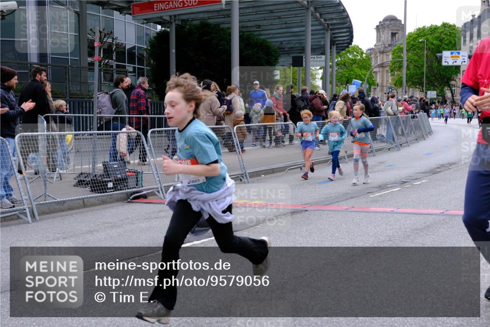 25.04.2026 - Das Zehntel Tim E. http://msf.ph/oto/9579056 25.04.2026 11:07:48 Ziel 5932, 5936, 6048, 6049, 6462, 6800, 6803, 7419, 7425, 7451, 7503, 7558, 7568, 7570 meine-sportfotos.de