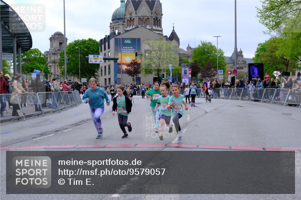 25.04.2026 - Das Zehntel Tim E. http://msf.ph/oto/9579057 25.04.2026 11:07:51 Ziel 5932, 5936, 6048, 6049, 6462, 6562, 6563, 6800, 6803, 7419, 7425, 7451, 7503, 7558 meine-sportfotos.de