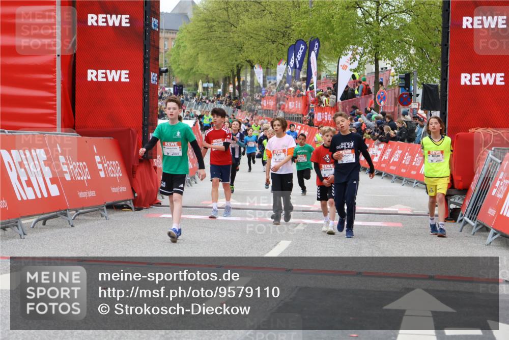 25.04.2026 - Das Zehntel Strokosch-Dieckow http://msf.ph/oto/9579110 25.04.2026 08:51:08 Ziel 1217, 1310, 1554, 1702, 1735, 2315, 2497, 2570, 2817, 3118, 3194, 3230, 3546, 3554, 3557, 4052, 1217, 1310, 1554, 1702, 1735, 2315, 2497, 2570, 2817, 3118, 3194, 3230, 3546, 3554, 3557, 4052 meine-sportfotos.de