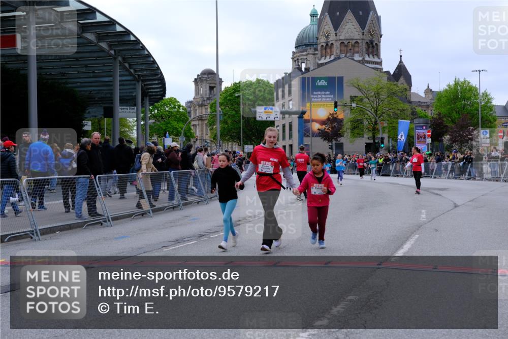 25.04.2026 - Das Zehntel Tim E. http://msf.ph/oto/9579217 25.04.2026 11:08:54 Ziel 5050, 5684, 6178, 7877, 7998 meine-sportfotos.de