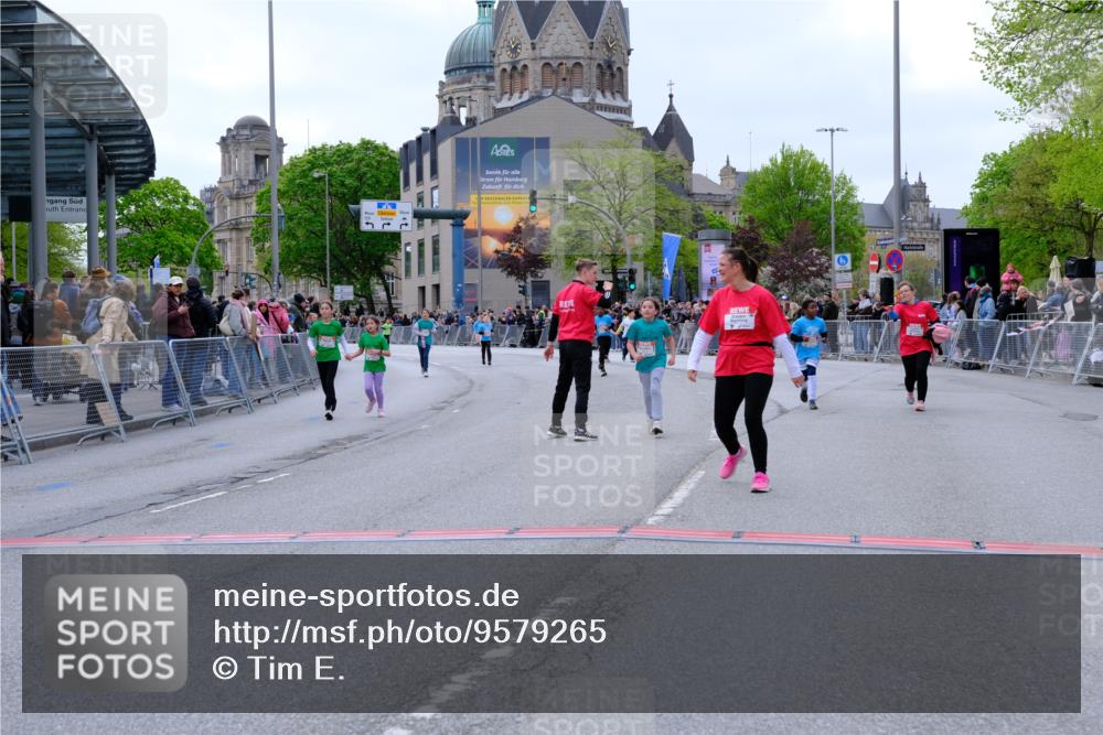25.04.2026 - Das Zehntel Tim E. http://msf.ph/oto/9579265 25.04.2026 11:09:05 Ziel 5851, 5853, 5873, 6806, 6832, 6836, 7998 meine-sportfotos.de