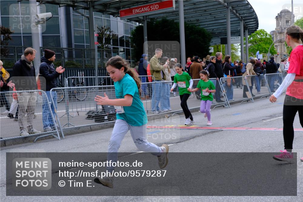 25.04.2026 - Das Zehntel Tim E. http://msf.ph/oto/9579287 25.04.2026 11:09:10 Ziel 5082, 5851, 5853, 5871, 5873, 6790, 6806, 6895 meine-sportfotos.de