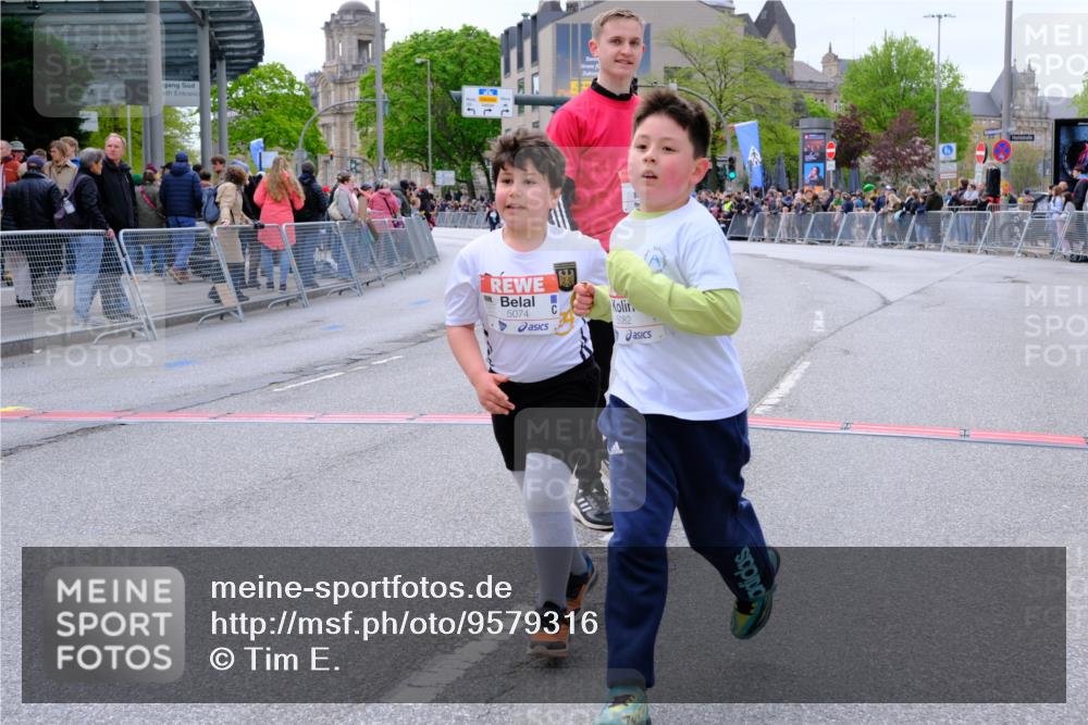 25.04.2026 - Das Zehntel Tim E. http://msf.ph/oto/9579316 25.04.2026 11:09:18 Ziel 5074, 5082, 5871, 6790, 6895 meine-sportfotos.de
