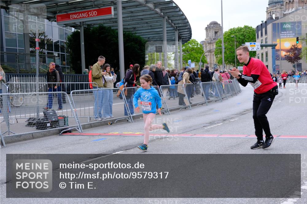 25.04.2026 - Das Zehntel Tim E. http://msf.ph/oto/9579317 25.04.2026 11:09:28 Ziel 6828 meine-sportfotos.de
