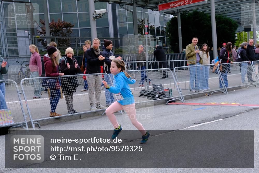 25.04.2026 - Das Zehntel Tim E. http://msf.ph/oto/9579325 25.04.2026 11:09:29 Ziel 6828 meine-sportfotos.de