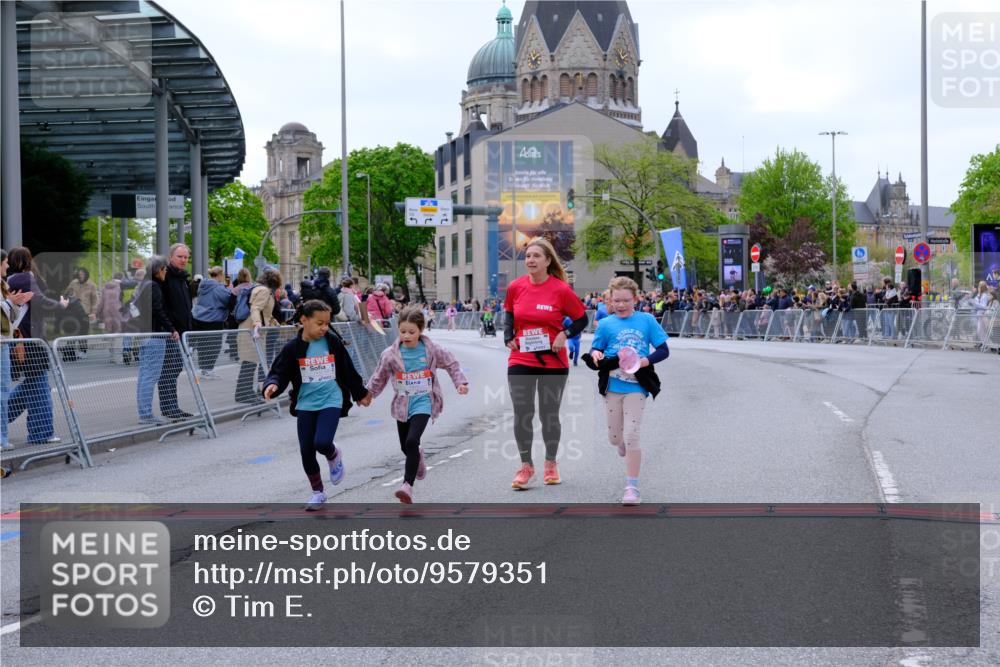 25.04.2026 - Das Zehntel Tim E. http://msf.ph/oto/9579351 25.04.2026 11:09:40 Ziel 5658, 6286, 6290, 6862, 7262, 7432, 7476 meine-sportfotos.de