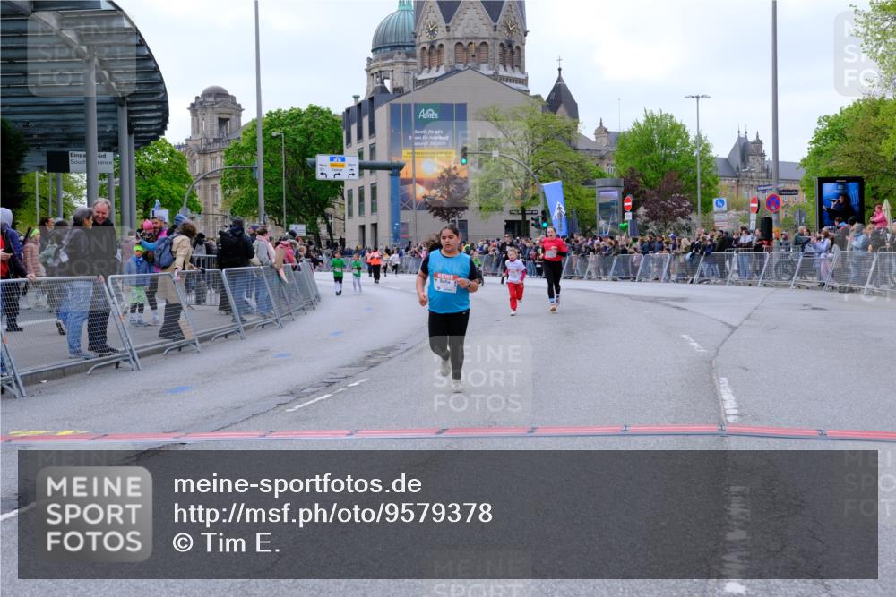 25.04.2026 - Das Zehntel Tim E. http://msf.ph/oto/9579378 25.04.2026 11:09:48 Ziel 5199, 5730, 6286, 6290 meine-sportfotos.de