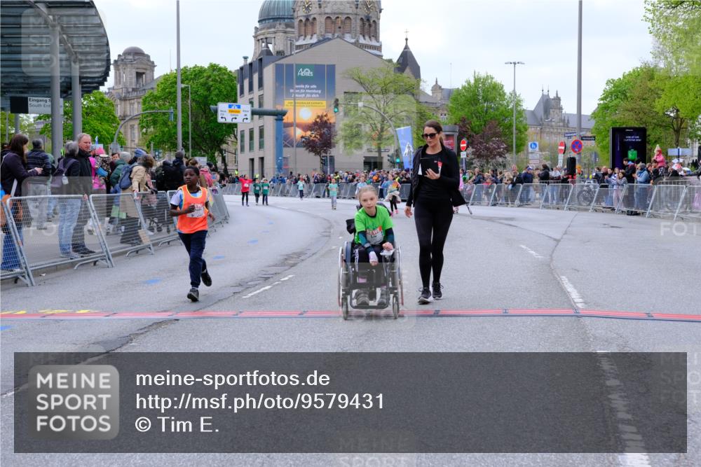 25.04.2026 - Das Zehntel Tim E. http://msf.ph/oto/9579431 25.04.2026 11:10:08 Ziel 7342, 7351, 7379 meine-sportfotos.de