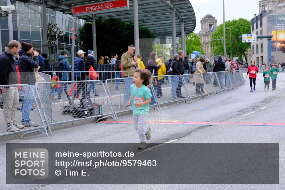 25.04.2026 - Das Zehntel Tim E. http://msf.ph/oto/9579463 25.04.2026 11:10:25 Ziel 5086, 5175, 5982, 5986, 7792 meine-sportfotos.de
