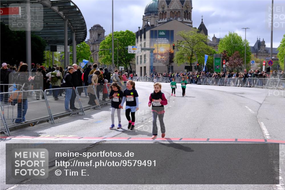 25.04.2026 - Das Zehntel Tim E. http://msf.ph/oto/9579491 25.04.2026 11:11:03 Ziel 5128, 6579, 6596 meine-sportfotos.de
