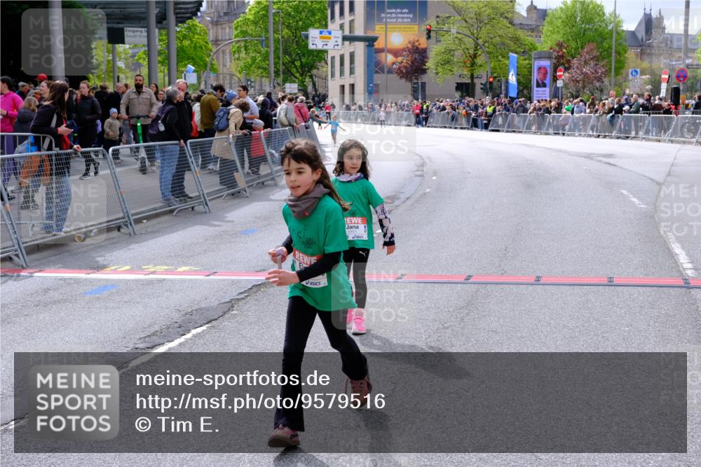 25.04.2026 - Das Zehntel Tim E. http://msf.ph/oto/9579516 25.04.2026 11:11:16 Ziel 5085, 6447, 6451 meine-sportfotos.de