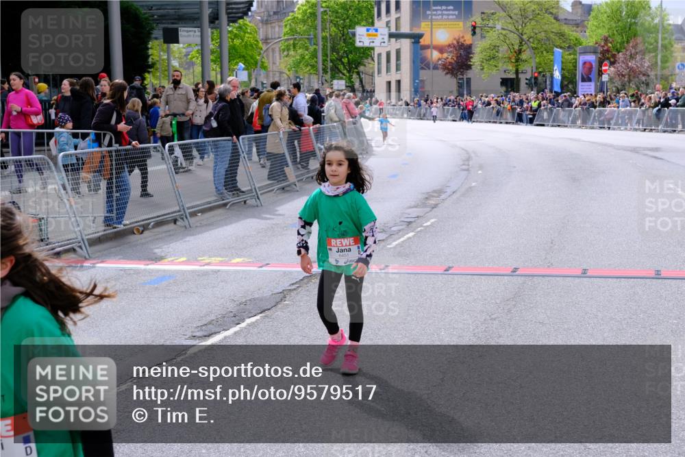 25.04.2026 - Das Zehntel Tim E. http://msf.ph/oto/9579517 25.04.2026 11:11:17 Ziel 5085, 6447, 6451 meine-sportfotos.de