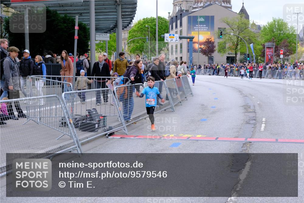 25.04.2026 - Das Zehntel Tim E. http://msf.ph/oto/9579546 25.04.2026 11:11:33 Ziel 6785 meine-sportfotos.de