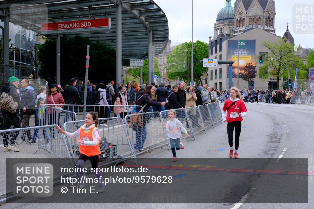 25.04.2026 - Das Zehntel Tim E. http://msf.ph/oto/9579628 25.04.2026 11:11:59 Ziel 5016, 5079, 5122, 7350 meine-sportfotos.de