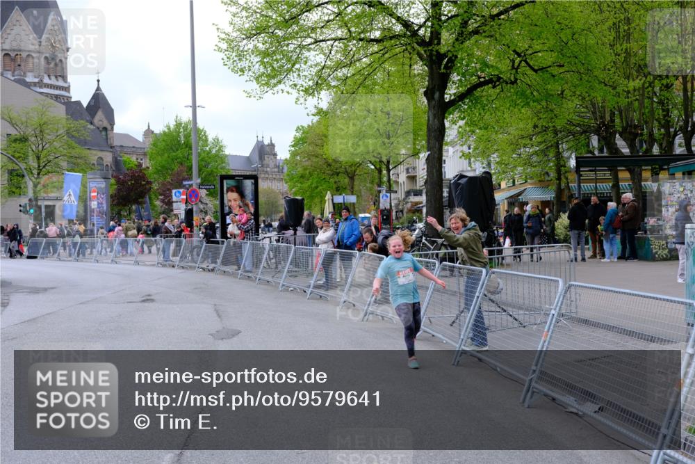 25.04.2026 - Das Zehntel Tim E. http://msf.ph/oto/9579641 25.04.2026 11:13:52 Ziel 6606, 7626 meine-sportfotos.de