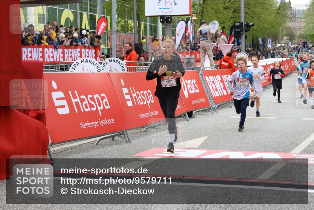 25.04.2026 - Das Zehntel Strokosch-Dieckow http://msf.ph/oto/9579711 25.04.2026 10:49:40 Ziel 5012, 6104, 6407, 6913, 7006, 7547, 7664, 7747, 7748, 7753, 8025, 5012, 6104, 6407, 6913, 7006, 7547, 7664, 7747, 7748, 7753, 8025 meine-sportfotos.de