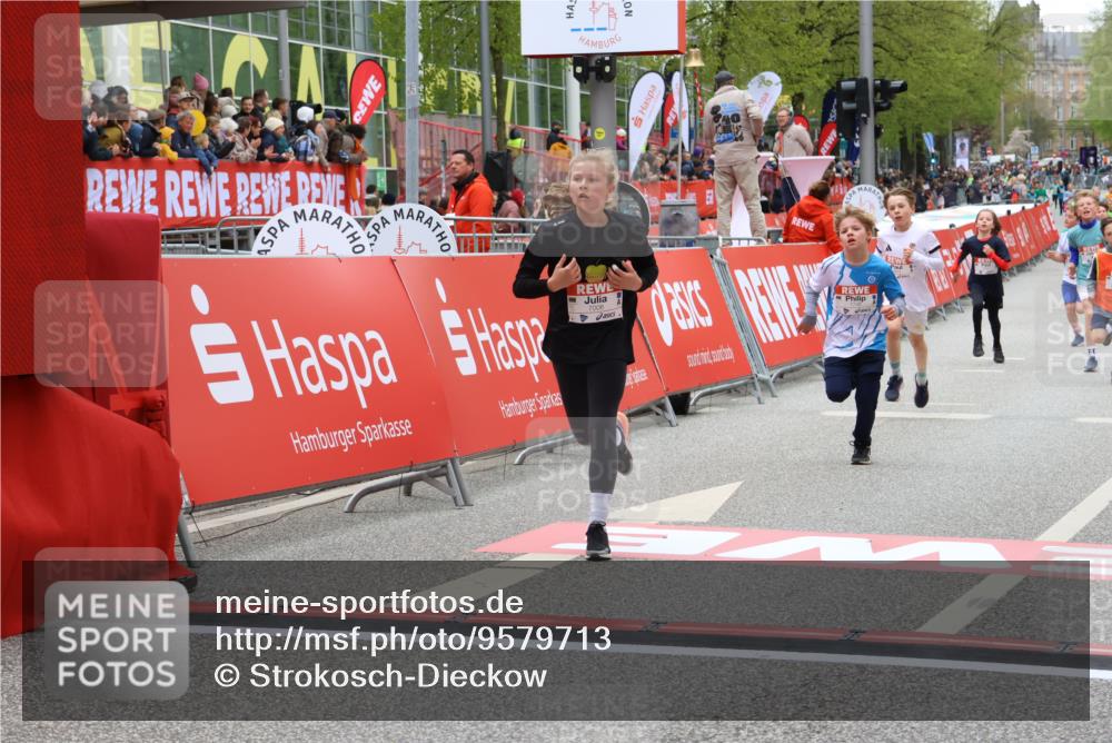 25.04.2026 - Das Zehntel Strokosch-Dieckow http://msf.ph/oto/9579713 25.04.2026 10:49:40 Ziel 5012, 6104, 6407, 6913, 7006, 7547, 7664, 7747, 7748, 7753, 8025, 5012, 6104, 6407, 6913, 7006, 7547, 7664, 7747, 7748, 7753, 8025 meine-sportfotos.de