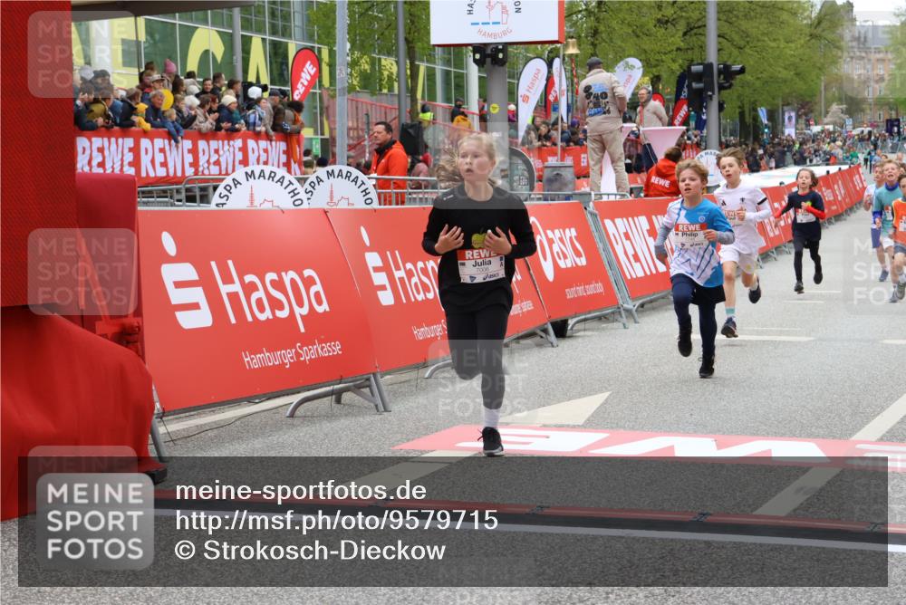 25.04.2026 - Das Zehntel Strokosch-Dieckow http://msf.ph/oto/9579715 25.04.2026 10:49:40 Ziel 5012, 6104, 6407, 6913, 7006, 7547, 7664, 7747, 7748, 7753, 8025, 5012, 6104, 6407, 6913, 7006, 7547, 7664, 7747, 7748, 7753, 8025 meine-sportfotos.de