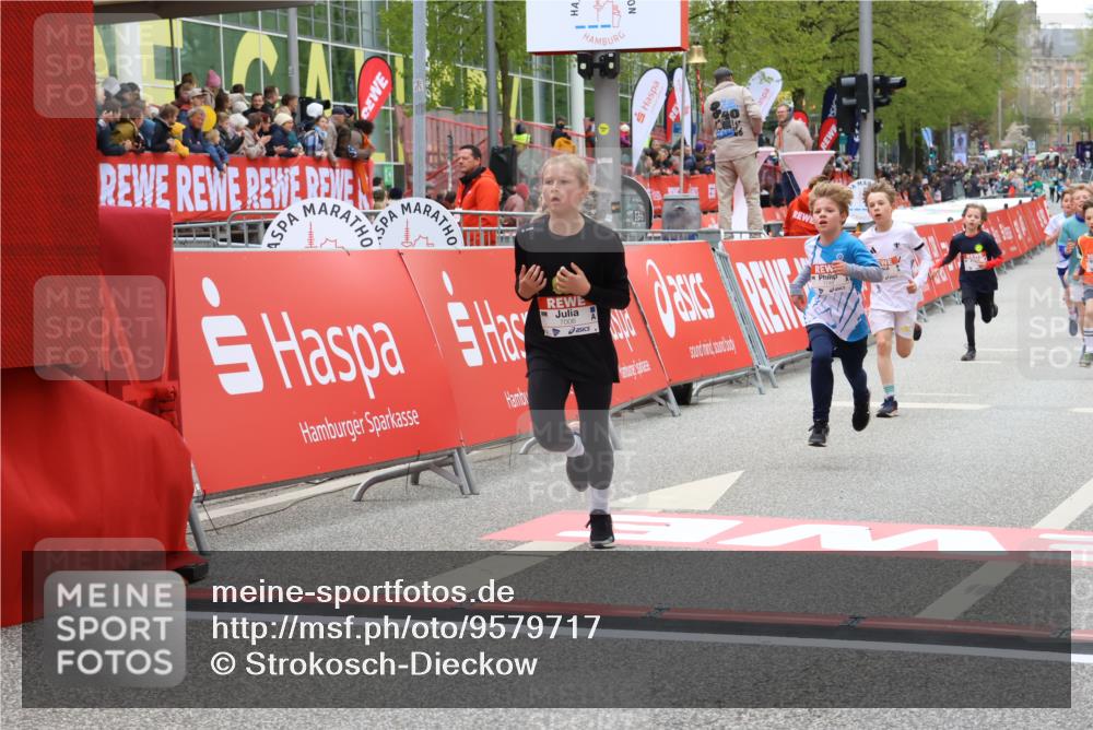 25.04.2026 - Das Zehntel Strokosch-Dieckow http://msf.ph/oto/9579717 25.04.2026 10:49:40 Ziel 5012, 6104, 6407, 6913, 7006, 7547, 7664, 7747, 7748, 7753, 8025, 5012, 6104, 6407, 6913, 7006, 7547, 7664, 7747, 7748, 7753, 8025 meine-sportfotos.de