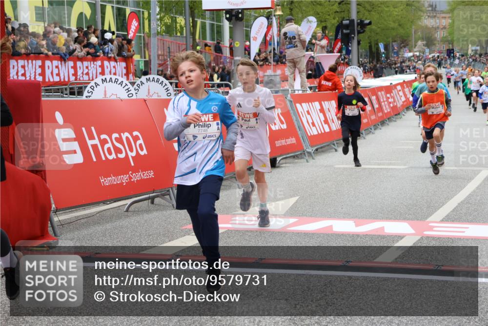 25.04.2026 - Das Zehntel Strokosch-Dieckow http://msf.ph/oto/9579731 25.04.2026 10:49:42 Ziel 5012, 6407, 6707, 6913, 7006, 7380, 7547, 7625, 7664, 7747, 7748, 7753, 8025, 5012, 6407, 6707, 6913, 7006, 7380, 7547, 7625, 7664, 7747, 7748, 7753, 8025 meine-sportfotos.de