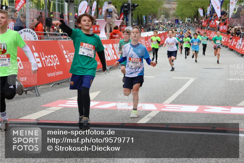 25.04.2026 - Das Zehntel Strokosch-Dieckow http://msf.ph/oto/9579771 25.04.2026 10:49:47 Ziel 5012, 6707, 7164, 7380, 7625, 7664, 7724, 7726, 7748, 7972, 7977, 5012, 6707, 7164, 7380, 7625, 7664, 7724, 7726, 7748, 7972, 7977 meine-sportfotos.de