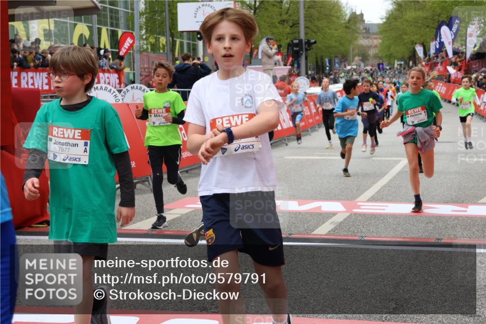 25.04.2026 - Das Zehntel Strokosch-Dieckow http://msf.ph/oto/9579791 25.04.2026 10:49:52 Ziel 5008, 5300, 6417, 6422, 6523, 6548, 6940, 7138, 7146, 7164, 7303, 7726, 7972, 7977, 5008, 5300, 6417, 6422, 6523, 6548, 6940, 7138, 7146, 7164, 7303, 7726, 7972, 7977 meine-sportfotos.de