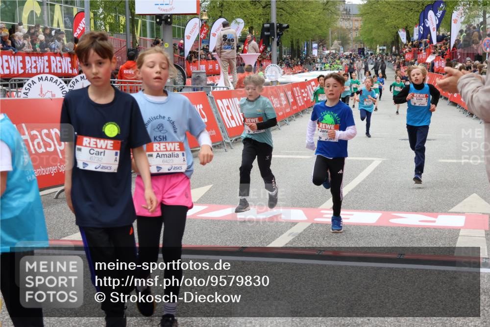25.04.2026 - Das Zehntel Strokosch-Dieckow http://msf.ph/oto/9579830 25.04.2026 10:50:07 Ziel 5734, 5742, 6045, 6069, 6423, 6518, 6711, 6732, 7394, 7529, 5734, 5742, 6045, 6069, 6423, 6518, 6711, 6732, 7394, 7529 meine-sportfotos.de